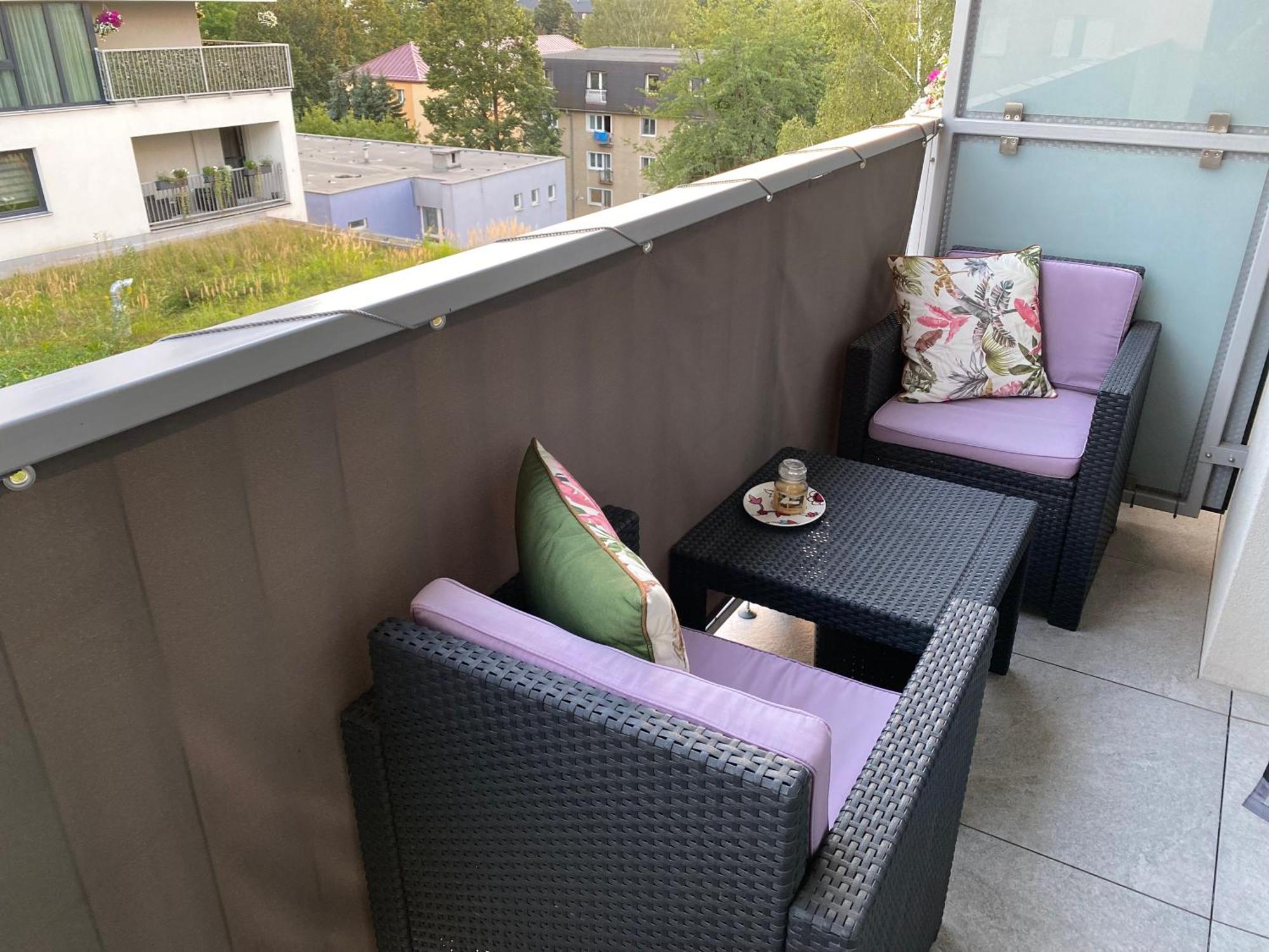 زيلينا Apartment Mala Praha & Parking In The Garage المظهر الخارجي الصورة
