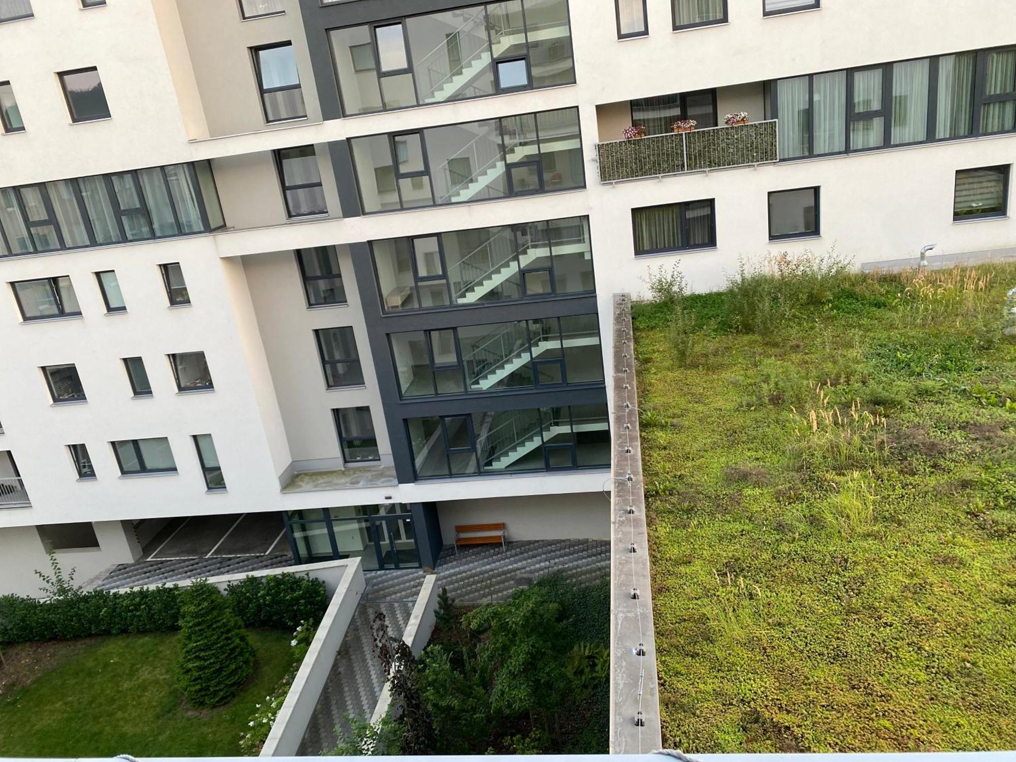 زيلينا Apartment Mala Praha & Parking In The Garage المظهر الخارجي الصورة